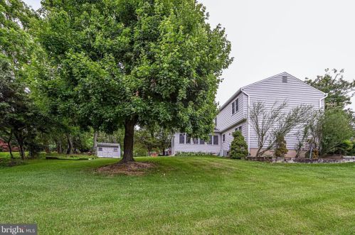 626 Worchester St, Herndon VA  20170-3139 exterior