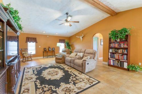 2550 27th Ave, Cape Coral, FL 33914-3833