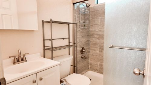 7229 Sutherland Way, Elk Grove CA  95758-4415 exterior