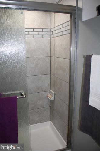 2344 Derry St, Harrisburg PA 17111-2616 exterior