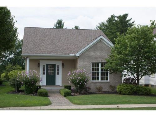 125 Saybrook Blvd, Columbiana, OH 44408-9387