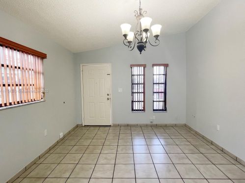 2666 72nd St, Hialeah FL  33016-5419 exterior