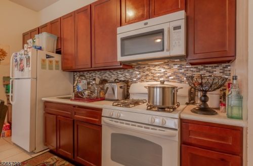 158 William St, East Orange NJ  07017-4715 exterior