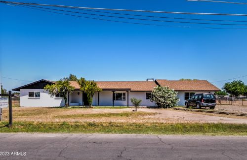 3626 Wescott Dr, Glendale AZ  85308-2332 exterior