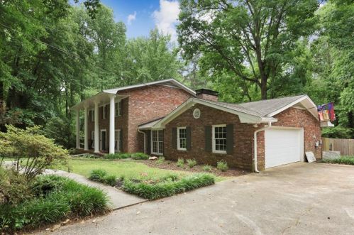 2051 Hessian Ct, Stone Mountain, GA 30087-1626