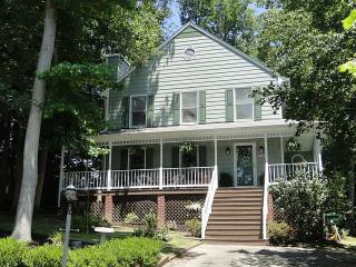 7078 River Pine Ct, Mechanicsville VA  23111-5242 exterior