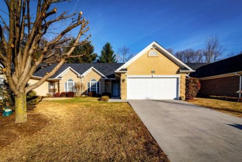 559 Deer Ridge Ln, Vinton, VA 24179-2252