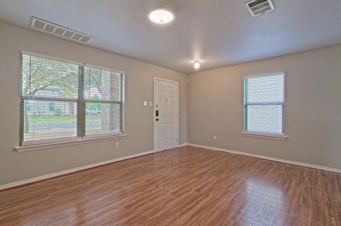 2207 Waizel Way, Georgetown TX  78626-8117 exterior