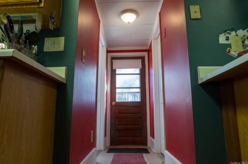 408 Old Maybrook Rd, Montgomery, NY 12549-2623