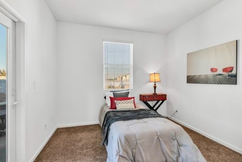 3182 Bridgeway Dr, Rancho Cordova CA  95670-6246 exterior