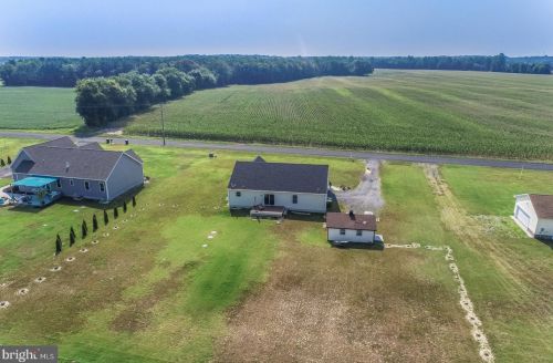 6738 Sharps Rd, Slaughter Beach DE  19963-4194 exterior