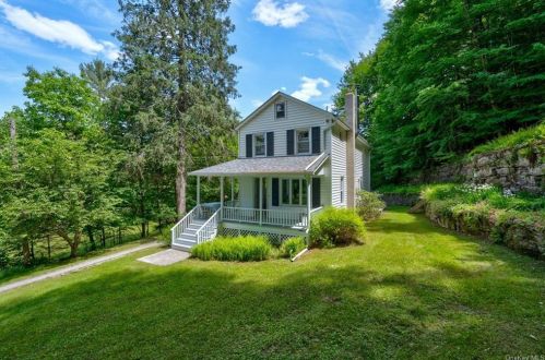 472 Viaduct Rd, Callicoon, NY 12723-5046