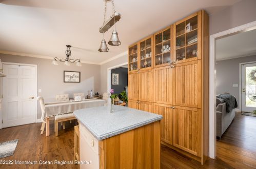 5 Adams Dr, Bricktown NJ 08724-3253 exterior