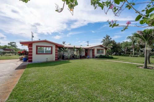 2704 State St, Ave Maria, FL 34142-9600