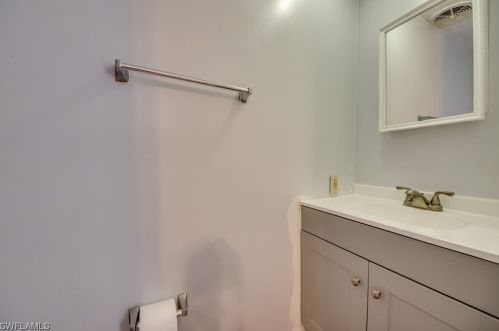 7196 Drum Dr, Saint James City FL  33956-2726 exterior