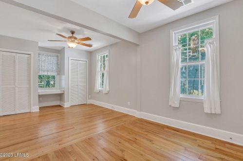 2704 Oaklawn St, Beaufort SC  29902-4335 exterior