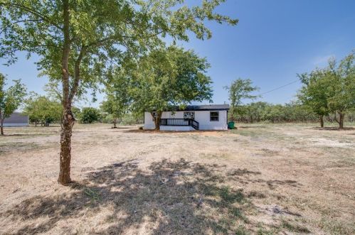 1007 Pea Ridge Rd, Kaufman, TX 75142-4554