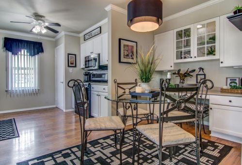 8250 Jackson Ave, Hammond IN  46321-1633 exterior