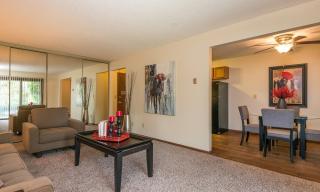 4145 Parklawn Ave, Minneapolis MN  55435-4687 exterior