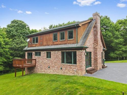 5927 Maple Grove Rd, Bulger, PA 15019-9766