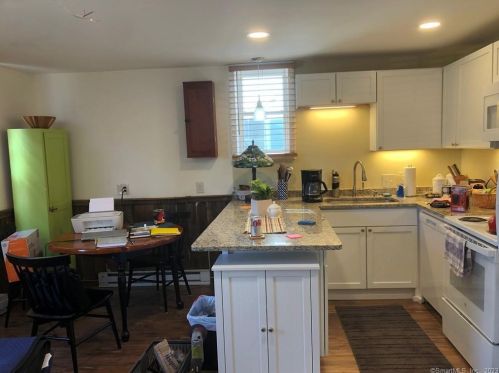 207 Main St, Colchester CT  06415-1405 exterior