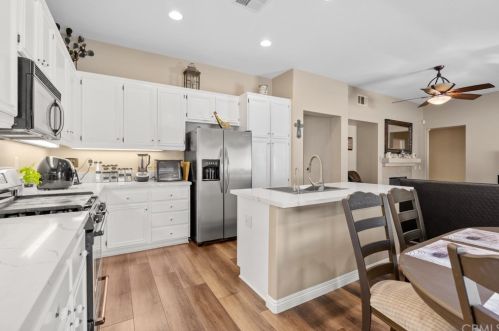 32902 Fairmont Ln, Lake Elsinore CA  92530-6283 exterior