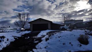 8290 Mohawk Ln, Reno, NV 89506-9108