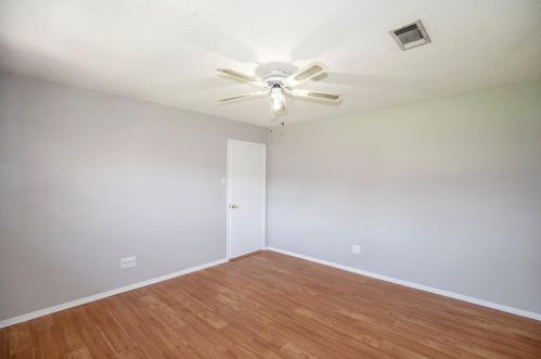 4205 Baron Ln, Deer Park TX  77536-6220 exterior