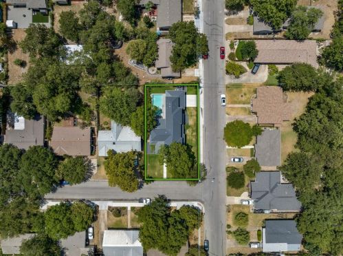 2019 Brentwood St, Austin TX  78752-4105 exterior