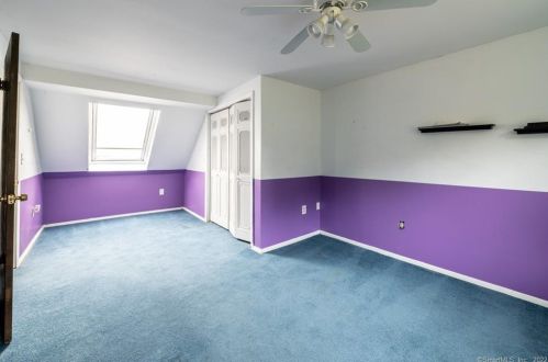 15 Independence Ln, North Haven CT  06473-1517 exterior