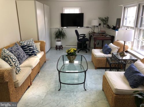 269 Shadybrook Ln, Princeton NJ  08540-4137 exterior