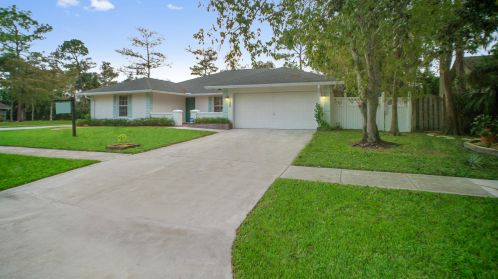 791 Sage Ave, West Palm Beach, FL 33414-8247
