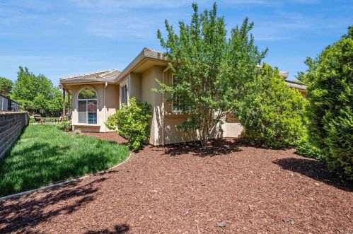 6070 Vine St, Vacaville CA  95688-8724 exterior