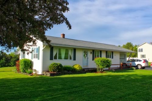 77 Orchard Ter, Graniteville, VT 05654-8121