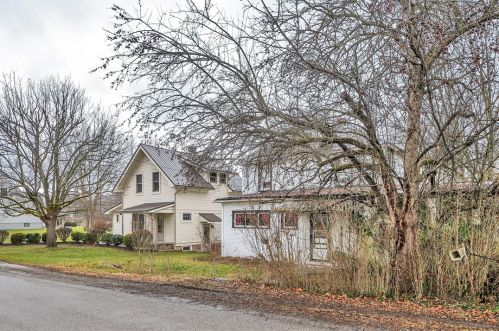 509 Old Lincoln Hwy, Ligonier, PA 15658-2711