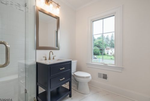 71 Llewellyn Rd, Montclair NJ  07042-2030 exterior