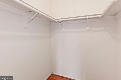 5509 Miles Ct, Springfield VA 22151-1714 exterior