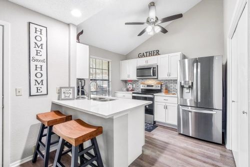 4224 Gayle Ct, Lewisville, TX 75028-1138