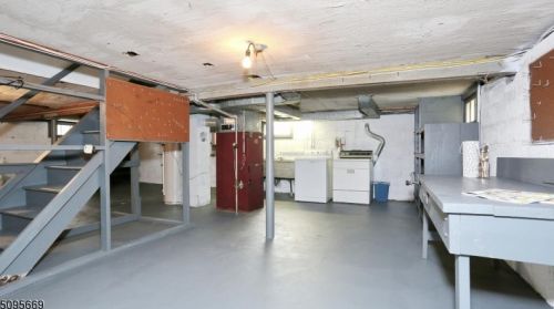 77 Bryant Ave, Bloomfield NJ  07003-5403 exterior