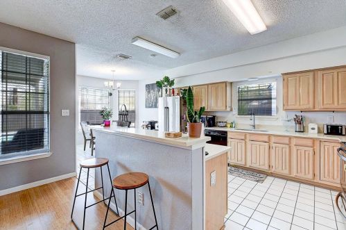 2213 Brooklake St, Denton TX  76207-1623 exterior