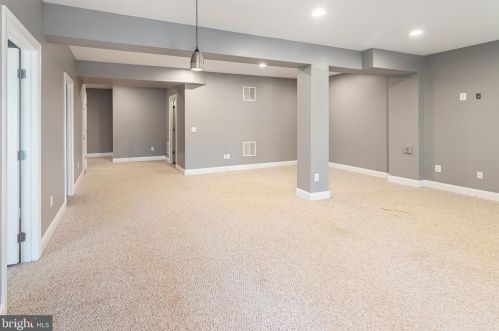 13101 Taverner Loop, Woodbridge VA  22192-5333 exterior