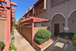 2573 Navarra Dr, Carlsbad, CA 92009-7079