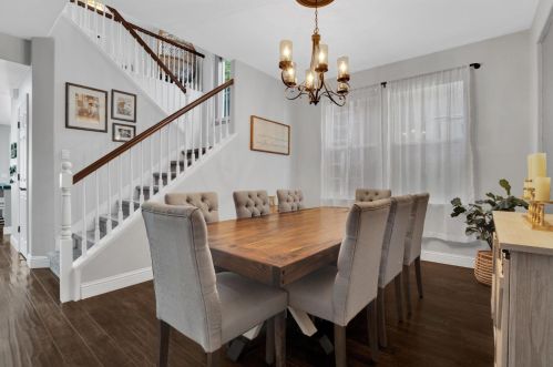 1305 Oak Leaf Cir, Valley Home CA 95361-2769 exterior