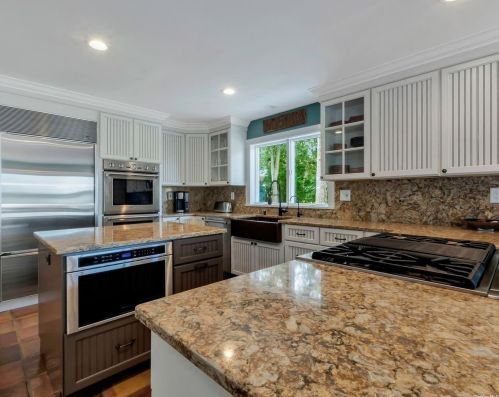 400 Windjammer Dr, Southold NY  11971-2217 exterior