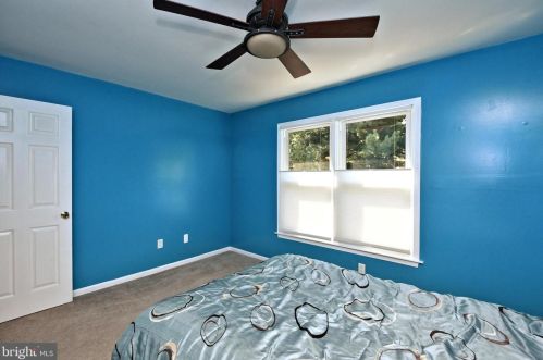 122 Claremont Dr, Lansdale PA 19446-6361 exterior