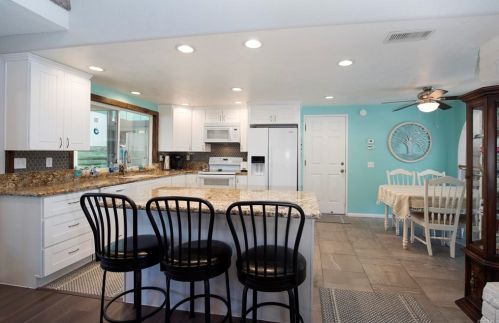 26373 Broadway, Escondido, CA 92026-8304
