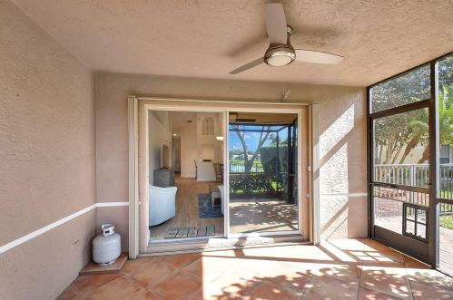 5102 Toscana Trl, Boynton Beach FL  33437-2038 exterior
