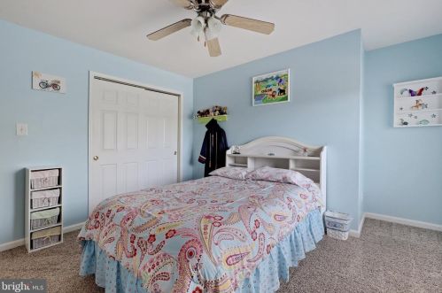 14149 Murphy Ter, Gainesville VA  20155-1725 exterior