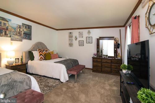 6104 Fox Point Rd, Fredericksburg VA  22407-8330 exterior