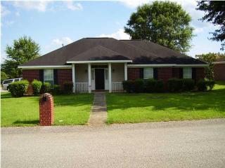 9703 Chambers Dr, Mobile, AL 36695-7441